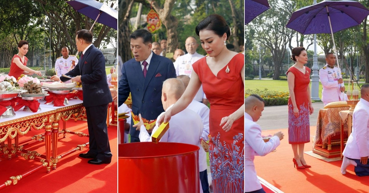 ในหลวง พระราชินี ประกอบพระราชพิธีสังเวยพระป้าย เทศกาลตรุษจีน